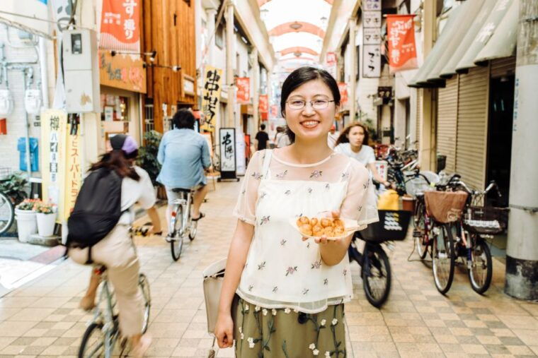 osaka-eat-like-a-local-street-food-tour