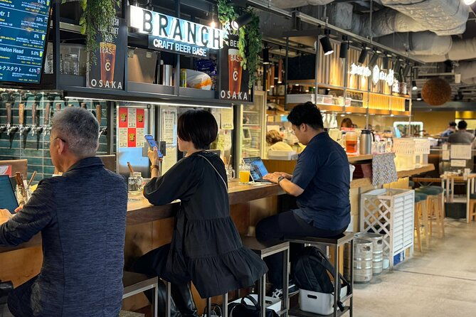 osaka-umedas-2-hour-private-barhopping-tour