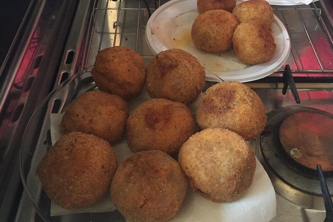 palermo-walking-tour-and-street-food