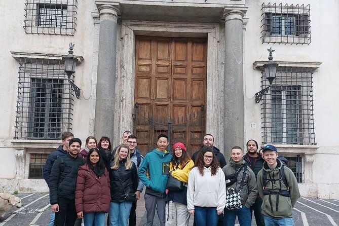 piazza-del-popolo-and-historical-sights-walking-tour-in-rome