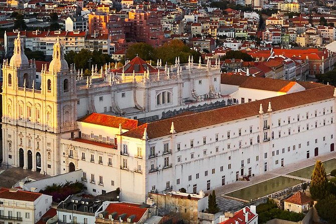 private-3-hour-city-tuk-tuk-tour-of-lisbon-with-hotel-pickup