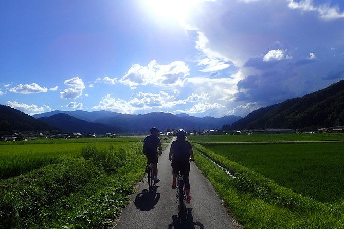 private-group-morning-cycling-tour-in-hida-furukawa