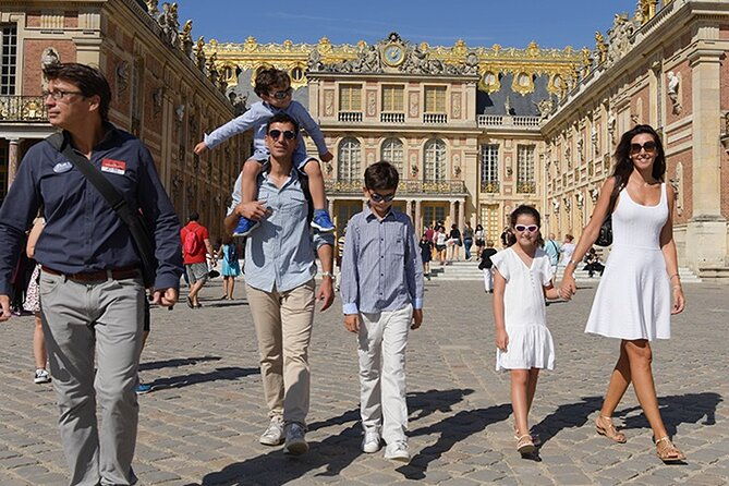 private-half-day-trip-to-versailles-from-paris-with-macarons