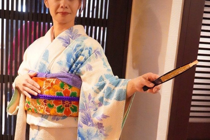 private-kimono-and-tea-ceremony-at-local-home-near-tokyo-disney