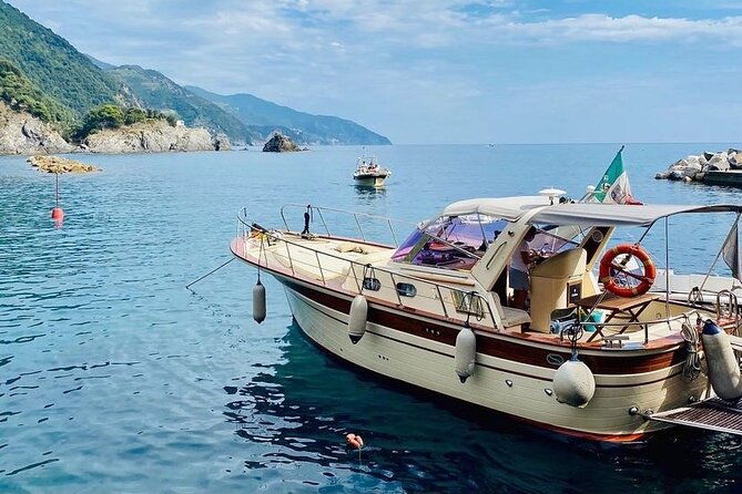 private-sunset-experience-portovenere-and-its-islands