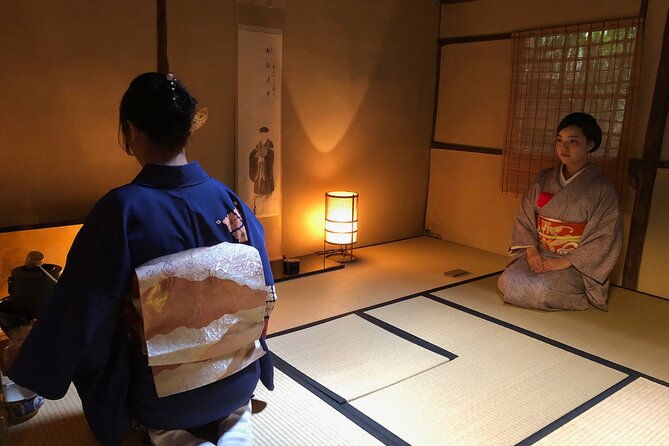 private-tea-ceremony-and-sake-tasting-in-kyoto-samurai-house