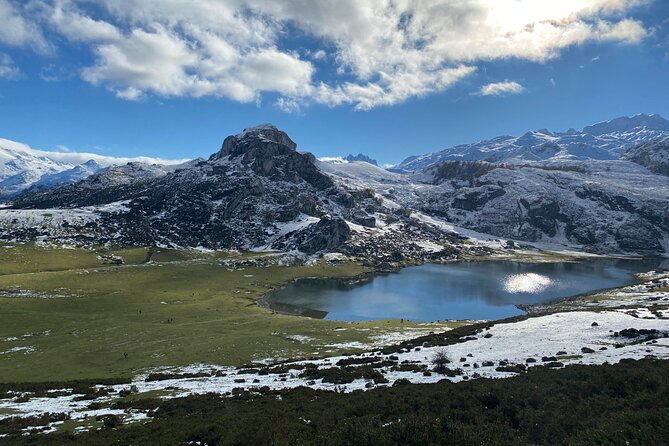 private-tour-from-oviedo-to-covadonga-lakes-sailors-villages