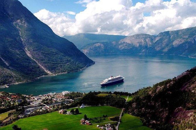 private-tour-hardangerfjord-voss-gondola-4-great-waterfalls