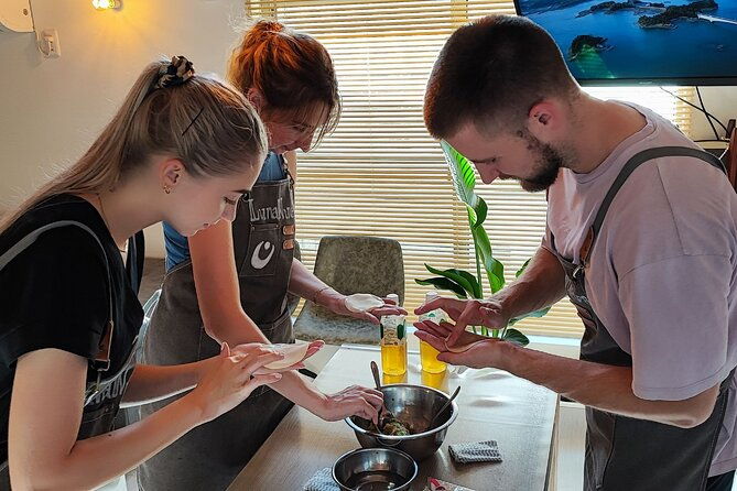 ramen-cooking-class-in-tokyo-with-pro-ramen-chef-vegan-possible