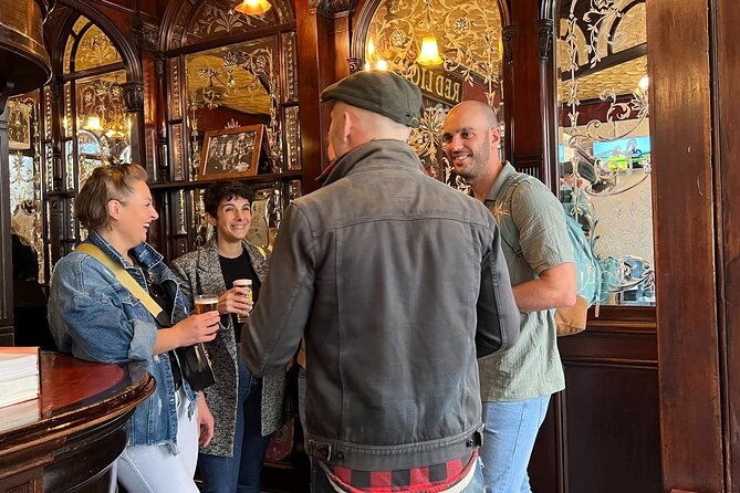 royal-historic-pubs-walking-guided-tour-in-london