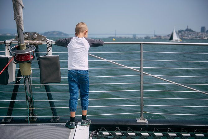 san-francisco-bay-sailing-cruise