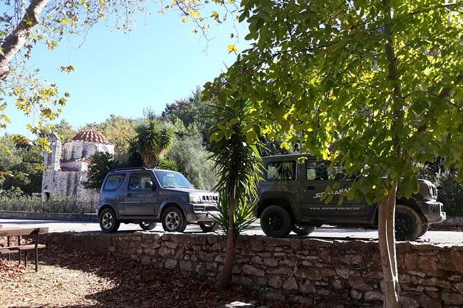 self-drive-4x4-jeep-safari-pick-ups-in-the-north