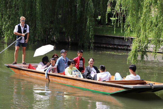 shared-punt-tour-cambridge