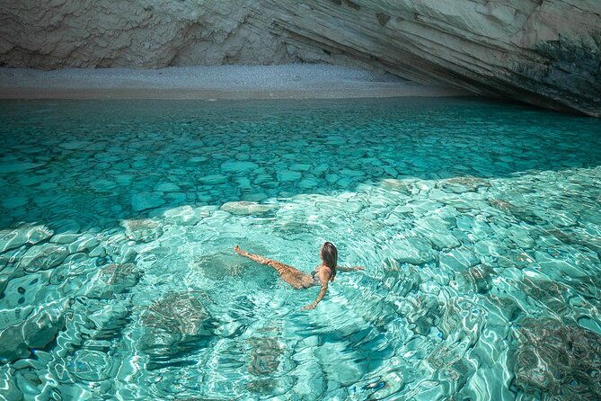shipwreck-and-blue-caves-private-speedboat-tour-up-to-6-pax