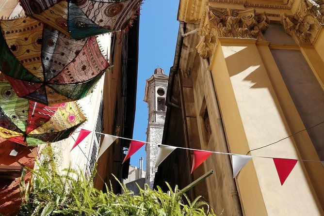 small-group-nice-walking-tour-of-the-old-town-with-a-local-guide