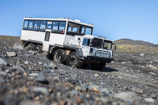 snowmobiling-experience-on-myrdalsjokull-glacier
