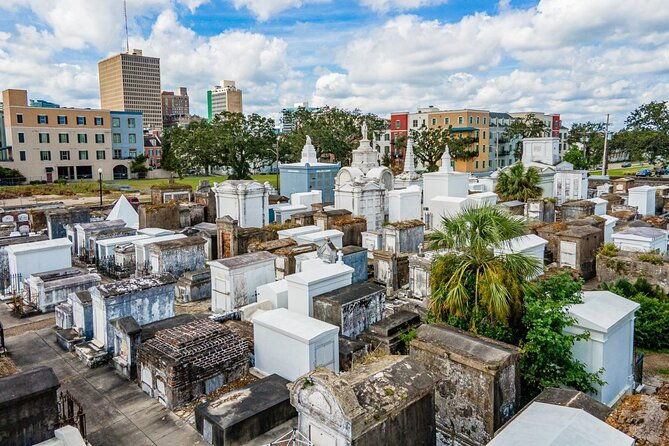 st-louis-cemetery-no-1-official-walking-tour