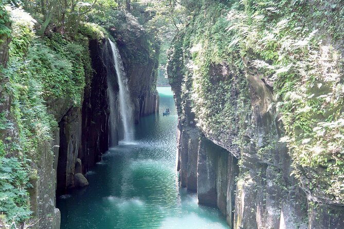 stay-at-beppu-2-day-tour-to-takachiho-from-fukuoka-with-minibus