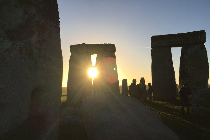 stonehenge-and-bath-private-car-tour