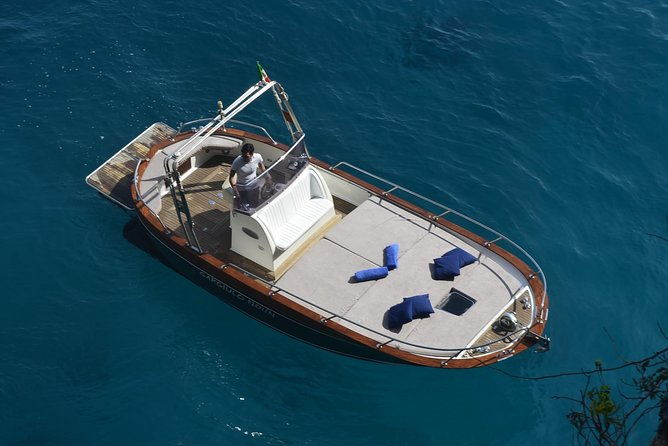 sunset-tour-by-private-boat