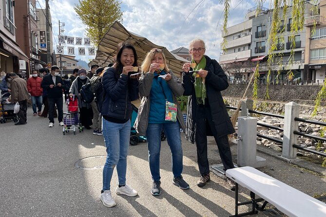 takayama-local-cuisine-food-sake-cultural-tour-with-government-licensed-guide