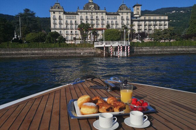 the-best-of-lake-maggiore-on-a-private-guided-boat-tour