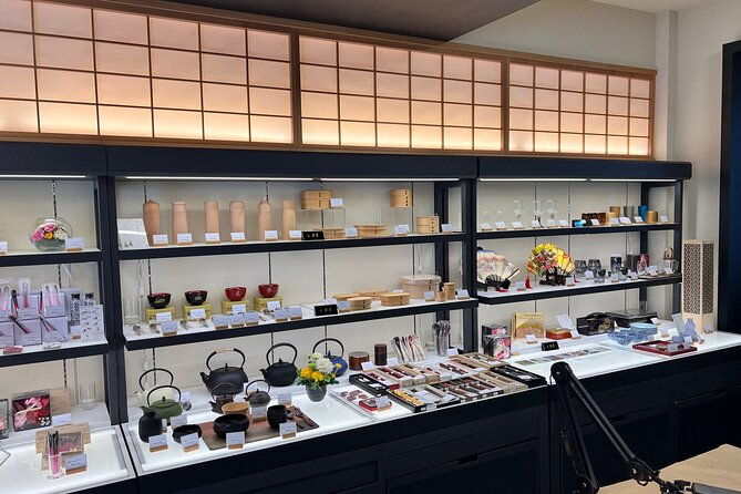 tokyo-6hr-private-guided-tour-maki-e-experience