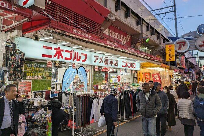 tokyo-night-tour-lets-eat-up-in-uenos-ameyoko-market-2