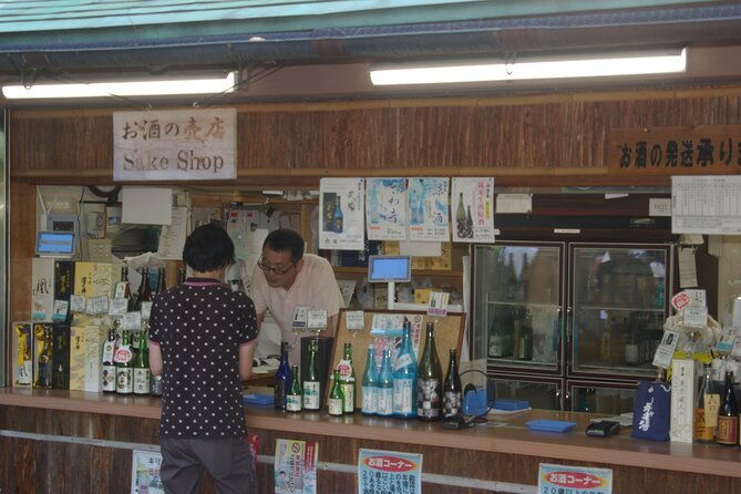 tokyos-oldest-sake-brewery-and-jump-into-historic-town
