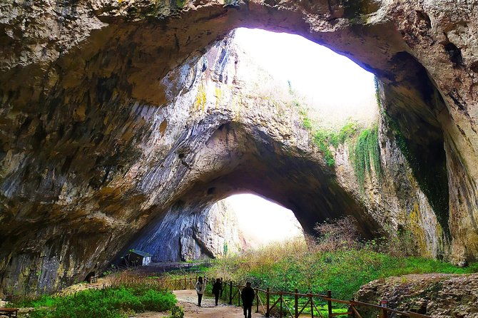 tour-to-lovech-devetaki-cave-krushuna-waterfalls