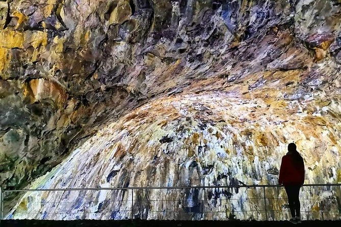 undergroundtour-full-day-private-tour