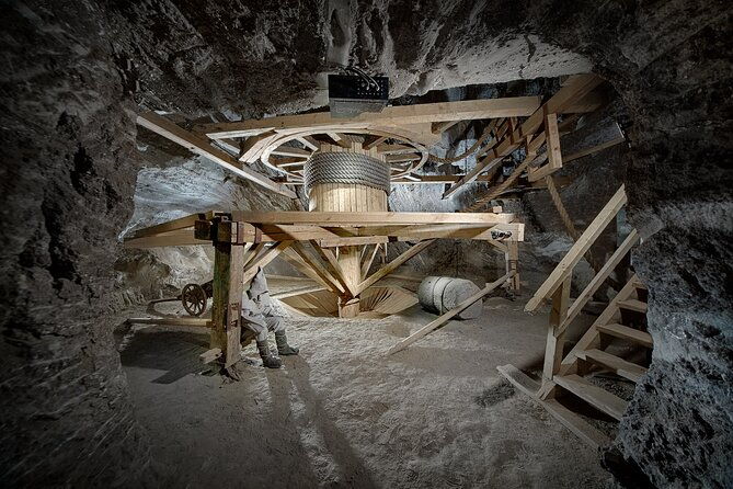 unesco-underground-boat-expedition-and-salt-mine-tour-from-krakow