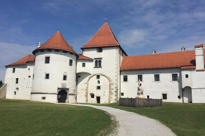 varazdin-baroque-town-trakoscan-castle-small-group-from-zagreb