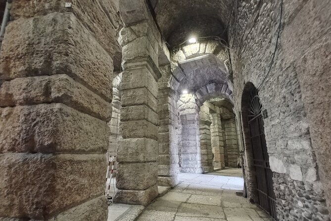 verona-small-group-walking-tour-with-cable-car-and-arena-tickets