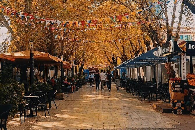 walking-tour-of-tirana