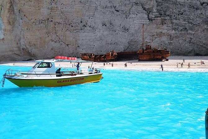 zakynthos-half-day-tour-shipwreck-beach-blue-caves-by-small-boat