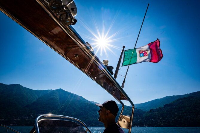 1h-private-cruise-on-a-beautiful-wooden-speedboat-on-lake-como