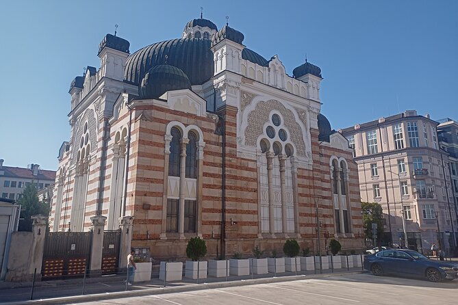 2-hours-walking-tour-in-sofia-city-and-tasting
