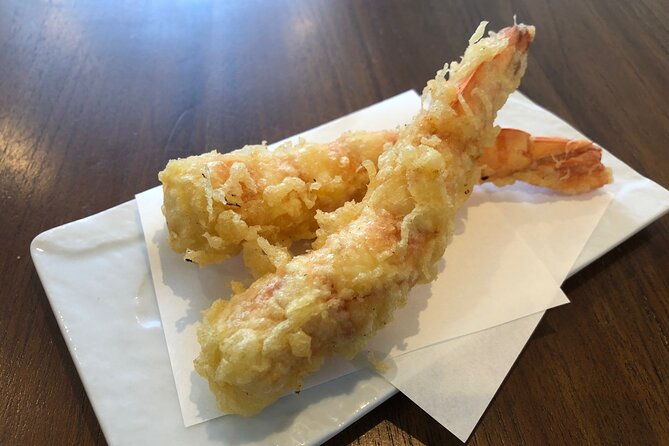 a-japanese-food-experience-plan-in-sapporo-where-you-can-enjoy-tempura-and-3-types-of-hokkaido-only-sake-along-with-a-soba-making-experience