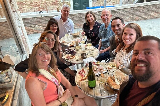 a-venetian-evening-wine-tasting-cicchetti-with-a-local-guide