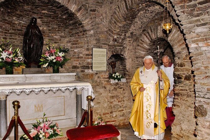 all-inclusive-private-ephesus-house-of-mary-artemis-with-lunch