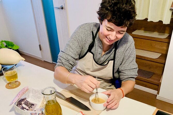 arashiyama-veggie-kitchen-hands-on-tempura-riceboll-cooking