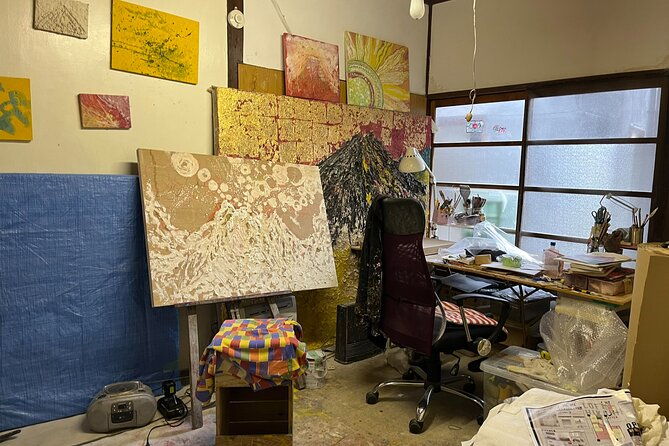 become-a-local-a-walking-tour-of-beppus-arts-crafts-onsen