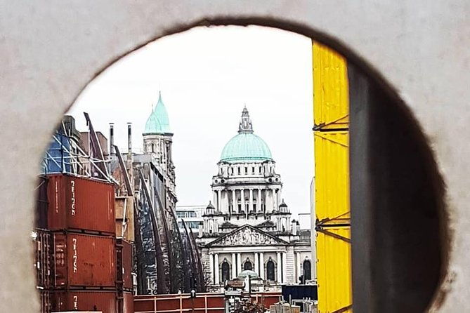 belfast-eclectic-small-group-guided-walking-experience