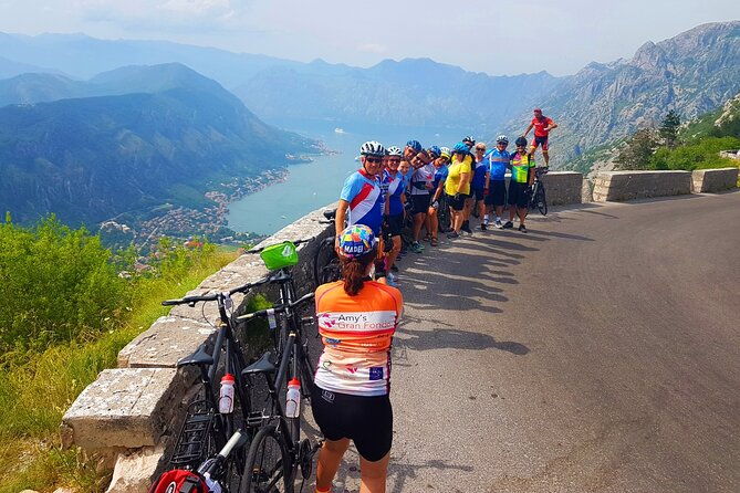 bike-tour-panoramic-downhill-from-njegusi-and-kotor-serpentines