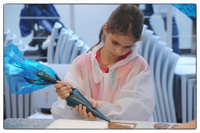 chocolate-workshop-at-choco-story-brugge