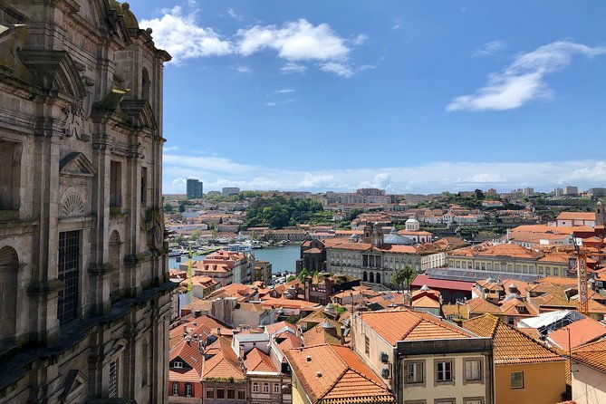 city-walking-tour-port-wine-cellar