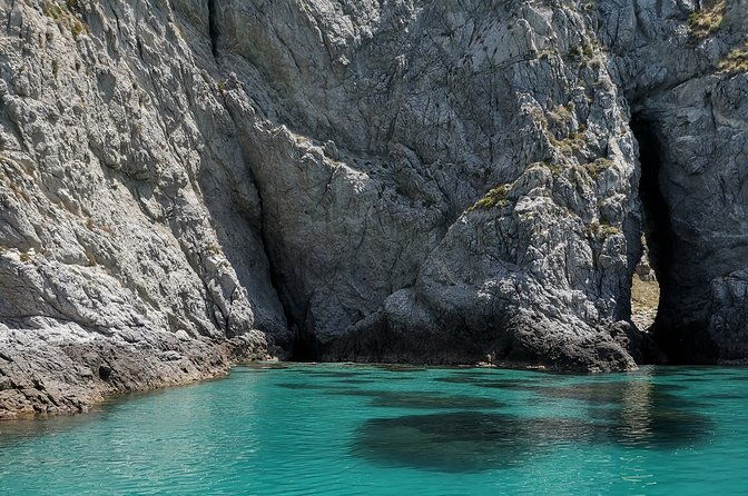 dinghy-excursion-exclusive-private-adventure