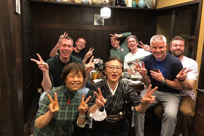 kanazawa-night-tour-with-local-meal-and-drinks