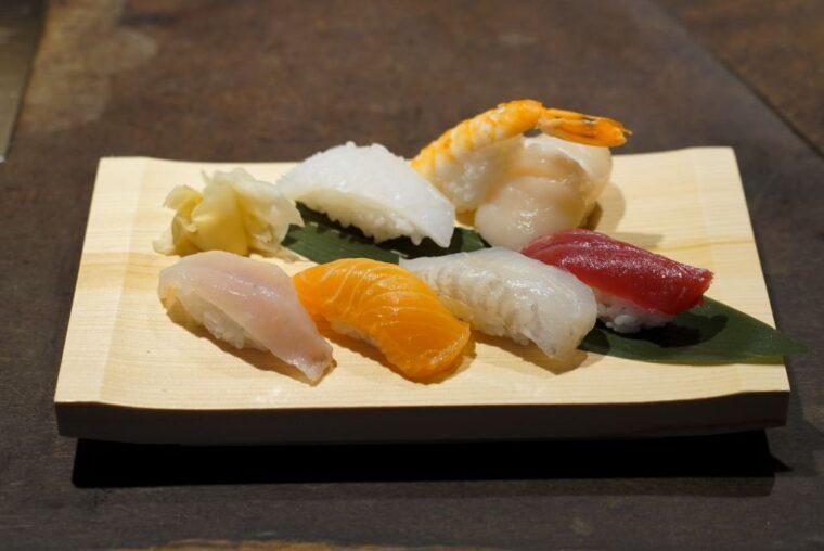 kyoto-3-hour-night-foodie-tour-in-gion